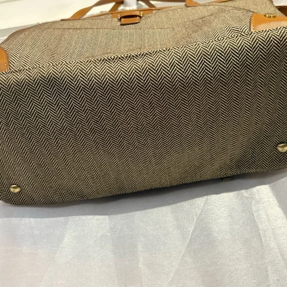 Hartmann Herringbone Luxe Elegant Brown and Tan Tote Bag - Picture 4 of 11